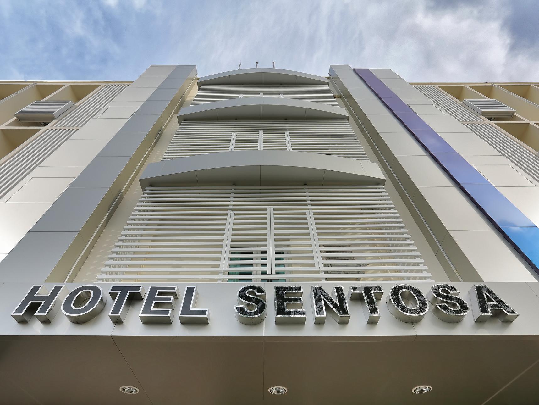 Hotel Sentosa Kuala Belait Exterior foto
